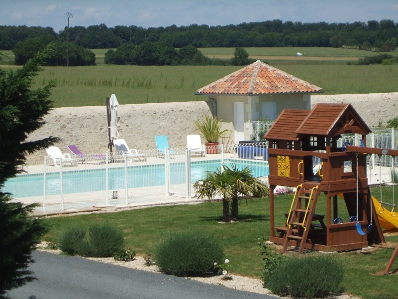Les Gîtes D’Isel_86300 CHAUVIGNY_16